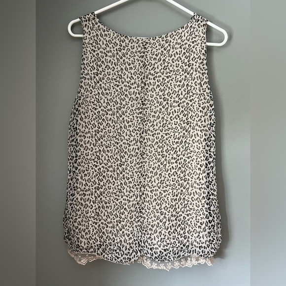 Dolce Ragazza Beige Leopard Silk Top - size (L) - Picture 2 of 5